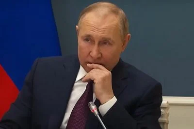 Putin, razvyazav voynu, sam podtolknul stranyi byivshego SSSR iskat novyih soyuznikov, — Bloomberg